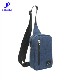 tui-deo-cheo-phia-truoc